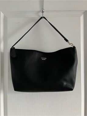 GUESS Bobbi Black Shoulder Bag